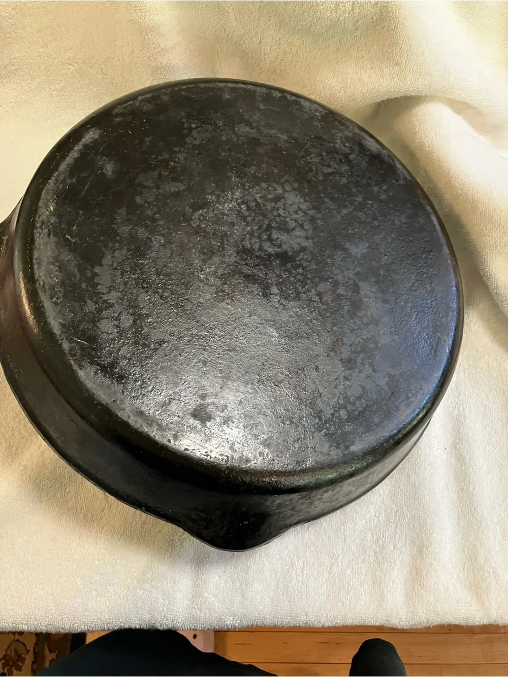 Antique Wagner Ware #12 cast-iron skillet frying pan